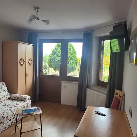 Séjour chez l'habitant Alex - Pokoje I Apartamenty Blisko Plazy Z Ogrodem I Placem Zabaw *
