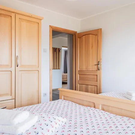 Habitación en casa particular Alex - I Blisko Plazy Z Ogrodem I Placem Zabaw