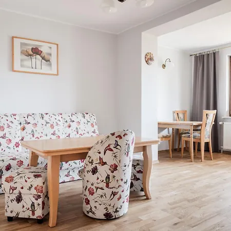Alex - I Blisko Plazy Z Ogrodem I Placem Zabaw Habitación en casa particular Ostrowo (Puck)