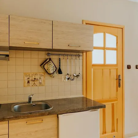 Privatunterkunft Alex - I Blisko Plazy Z Ogrodem I Placem Zabaw *