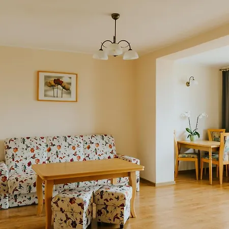 Alex - I Blisko Plazy Z Ogrodem I Placem Zabaw Ostrowo (Puck)