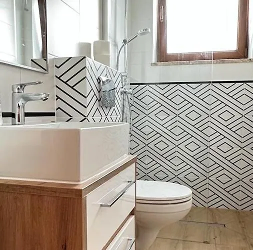 Alex - I Blisko Plazy Z Ogrodem I Placem Zabaw *