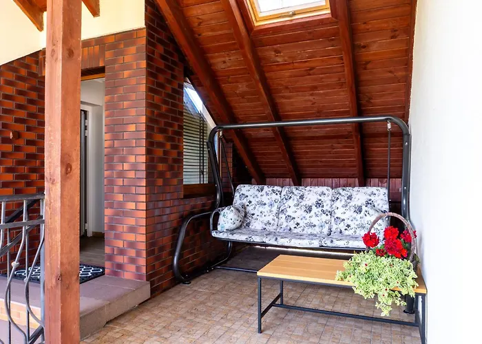 Alex - I Blisko Plazy Z Ogrodem I Placem Zabaw * 奥斯特罗沃