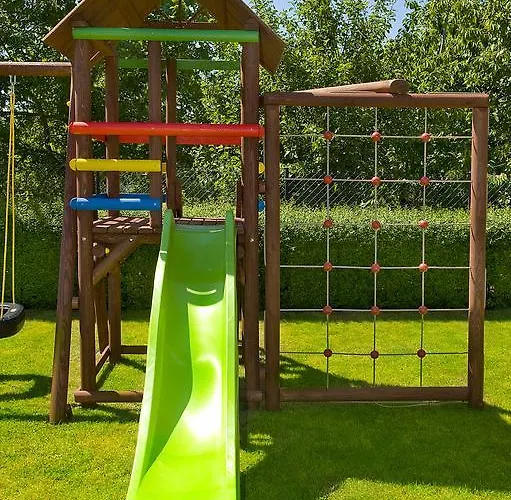 Alex - I Blisko Plazy Z Ogrodem I Placem Zabaw * 奥斯特罗沃