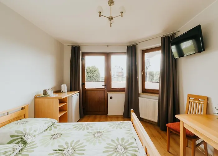 Alex - I Blisko Plazy Z Ogrodem I Placem Zabaw 奥斯特罗沃