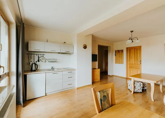 Alex - I Blisko Plazy Z Ogrodem I Placem Zabaw * 奥斯特罗沃